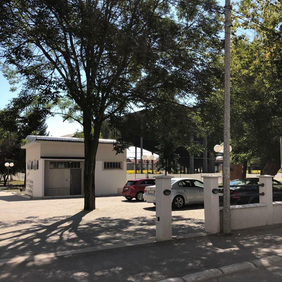 Sajam Garni Hotel Leskovac  Eksteriør bilde
