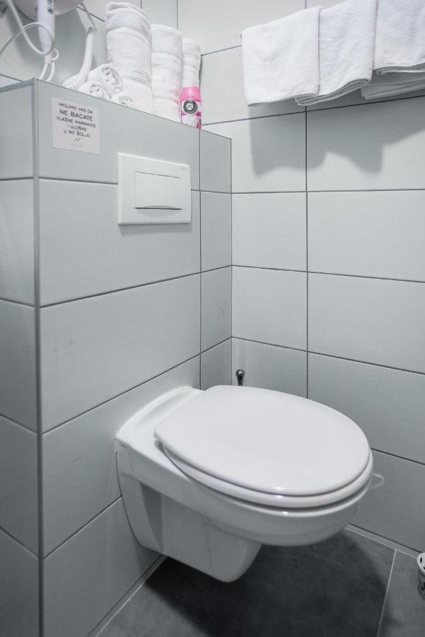 Sajam Garni Hotel Leskovac  Eksteriør bilde